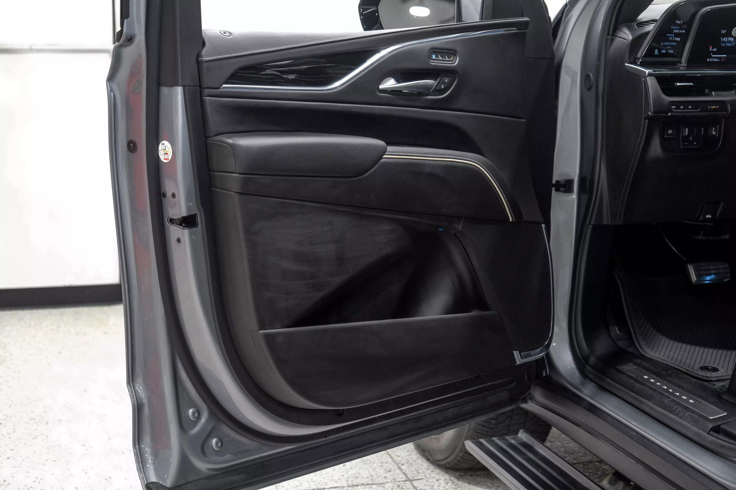 Used 2023 Cadillac Escalade V image 49