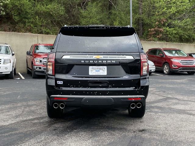 Used 2023 Chevrolet Suburban High Country image 5