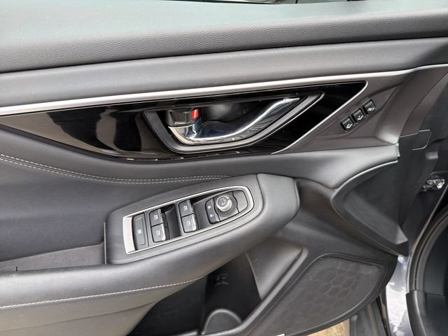 Used 2023 Subaru Outback Limited AWD/4WD image 15