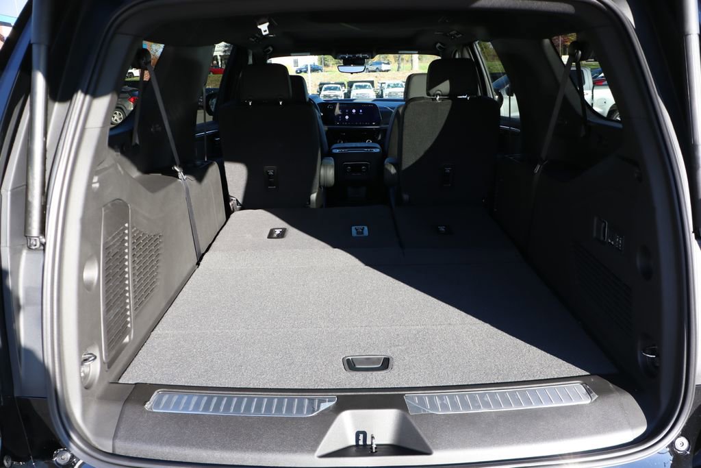 New 2026 Chevrolet Suburban High Country image 43