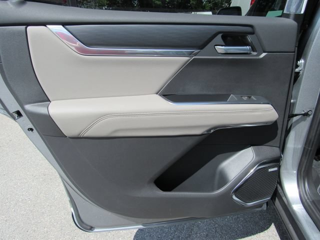 New 2026 GMC Acadia Elevation w/ Elevation Premium Package AWD/4WD image 25