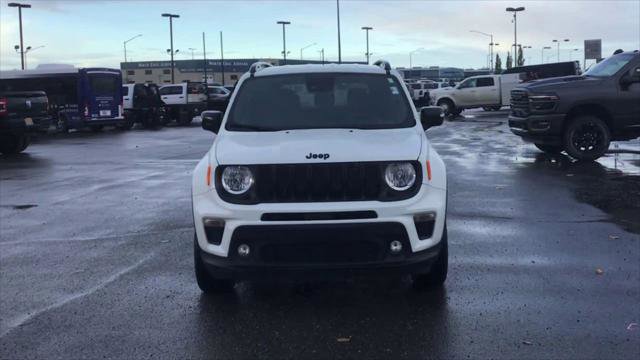 Certified 2022 Jeep Renegade Altitude w/ Convenience Group image 3
