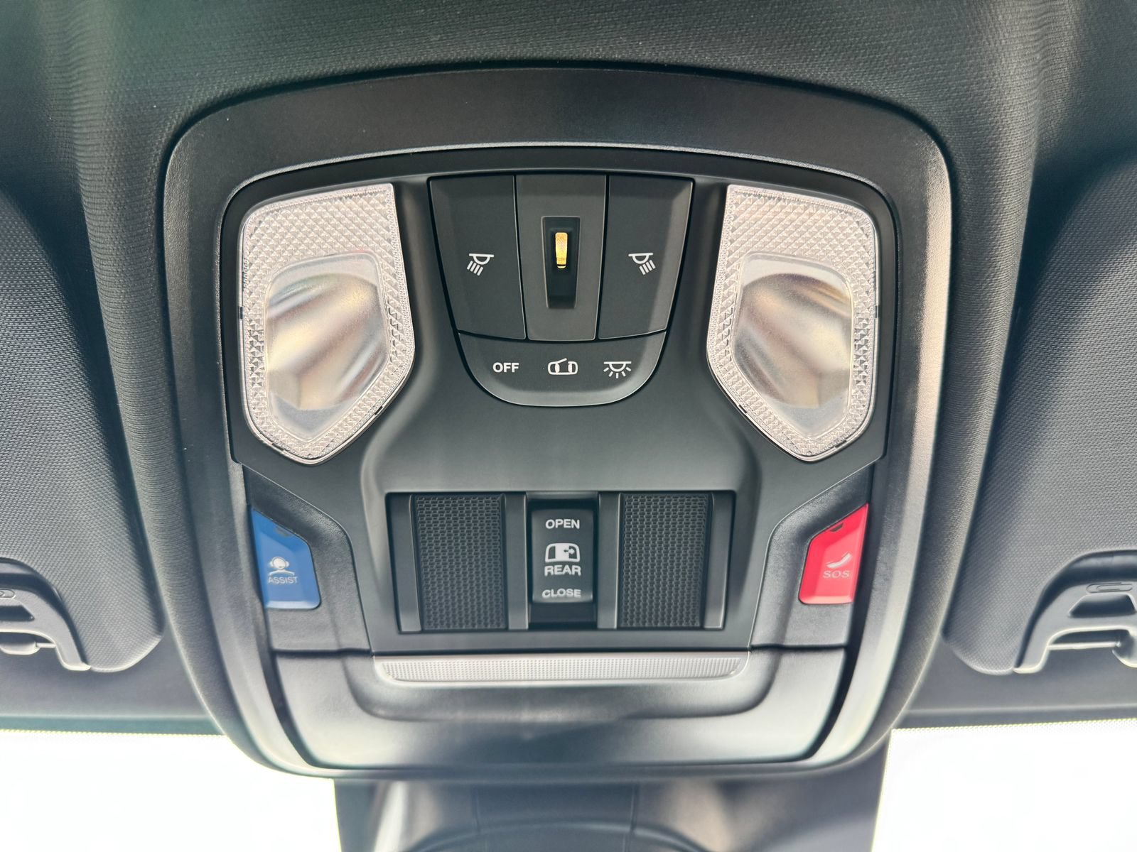 New 2026 RAM 2500 Tradesman AWD/4WD image 28
