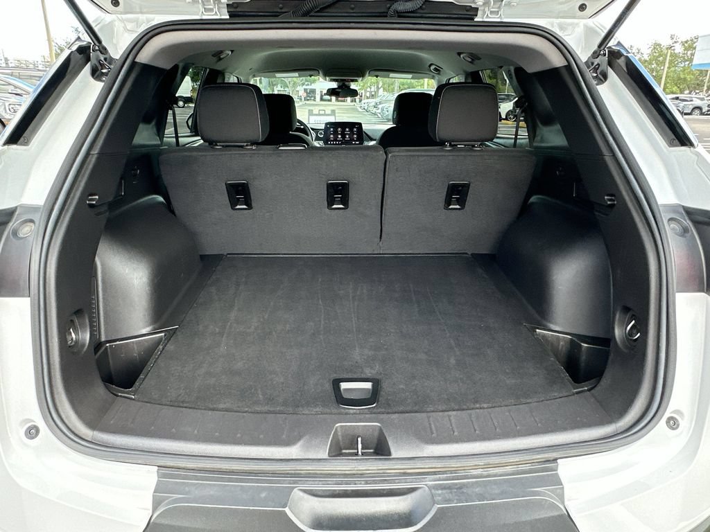 Certified 2025 Chevrolet Blazer LT FWD image 25
