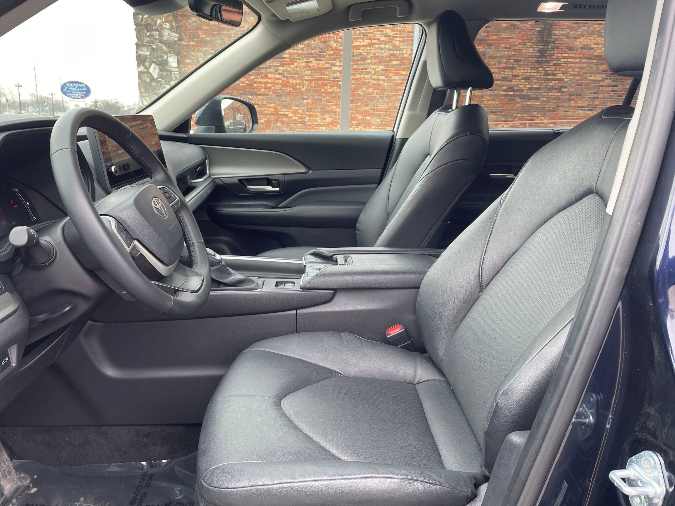 Used 2025 Toyota Grand Highlander FWD image 28