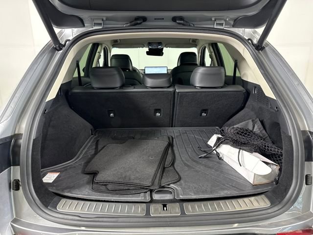 Used 2025 Genesis GV70 2.5T image 26