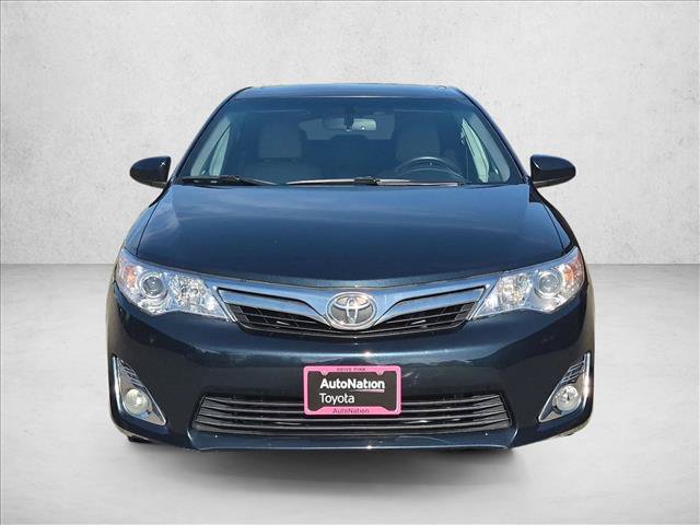 Used 2014 Toyota Camry XLE FWD image 2