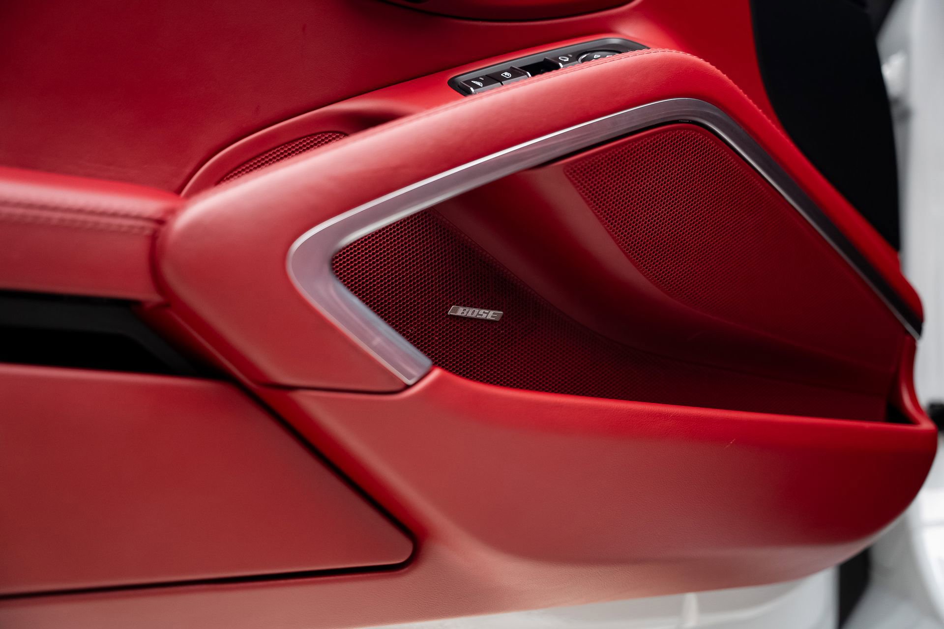 Used 2019 Porsche 911 Turbo image 62