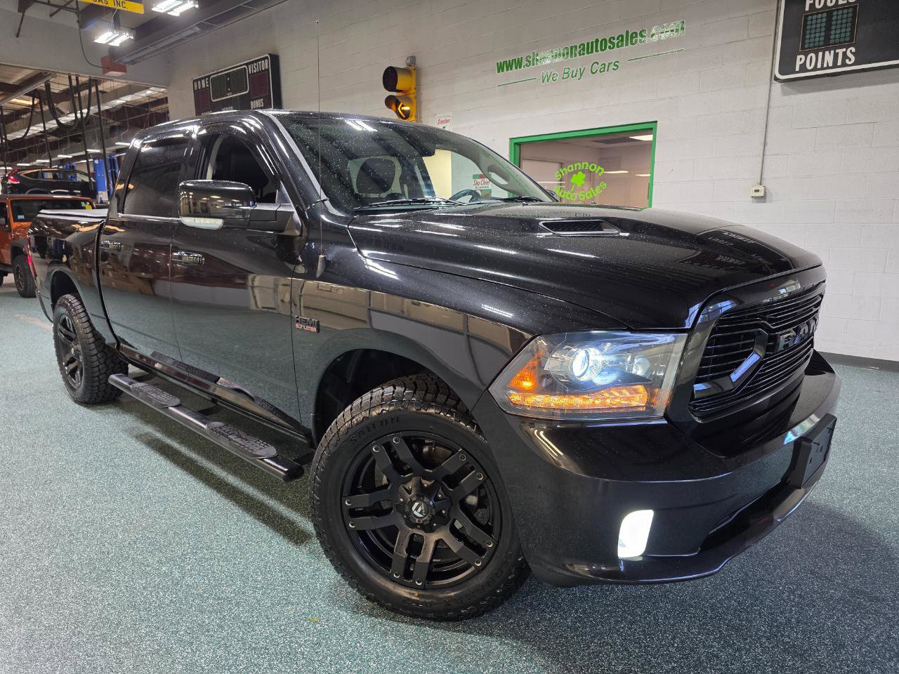 Used 2016 RAM 1500 Sport w/ Black Ram 1500 Sport Group AWD/4WD image 14