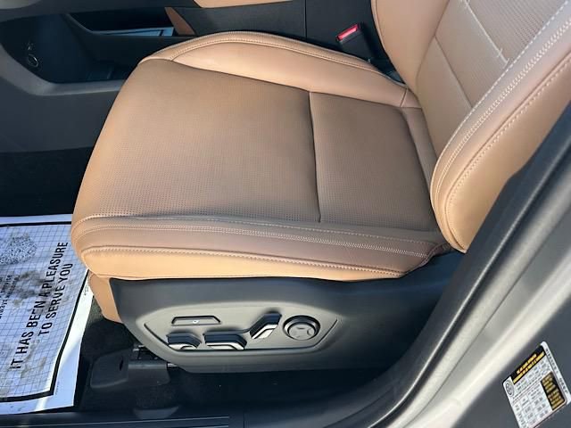 New 2026 Hyundai Santa Fe Calligraphy image 6