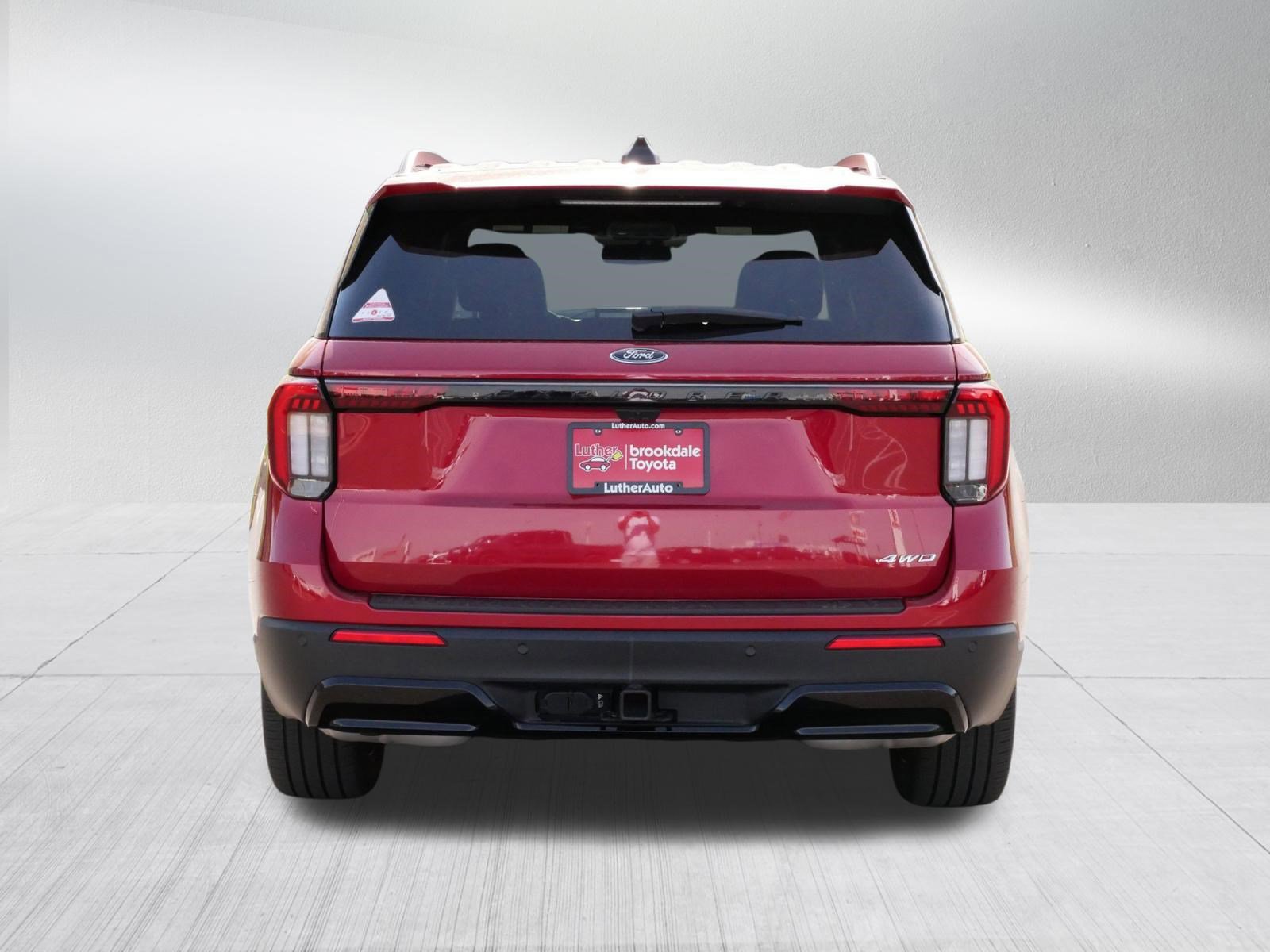 Used 2025 Ford Explorer ST-Line w/ Premium Package AWD/4WD image 6