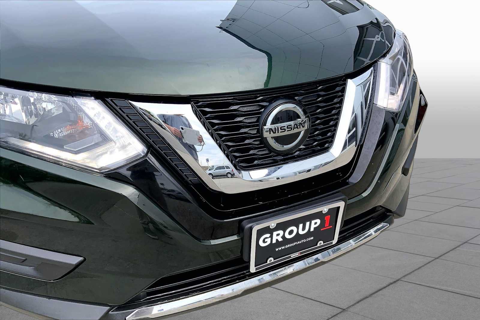 Used 2019 Nissan Rogue SV AWD/4WD image 31