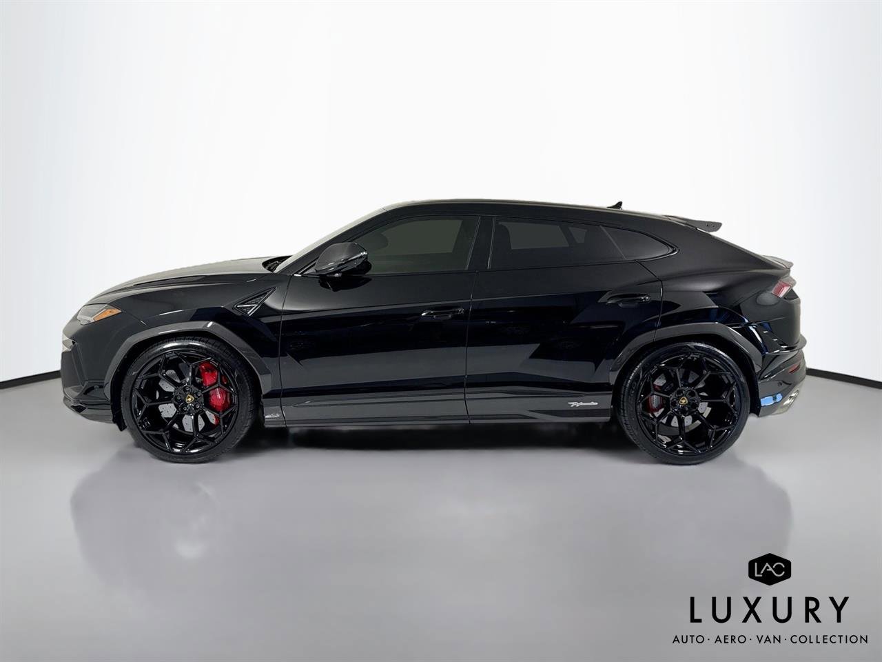 Used 2023 Lamborghini Urus Performante image 9