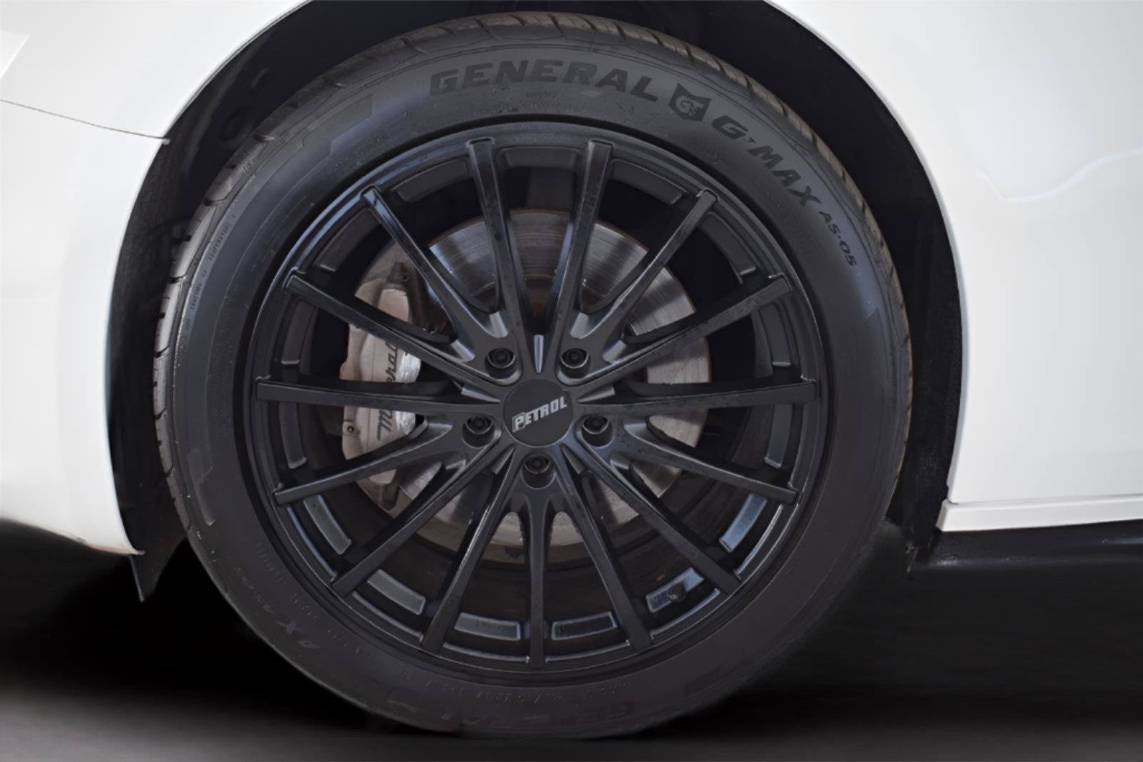 Used 2014 Maserati Ghibli RWD image 35