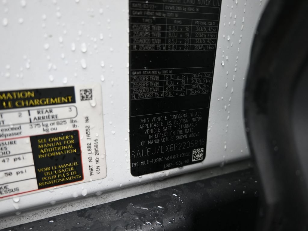 Used 2023 Land Rover Defender 110 S AWD/4WD image 9