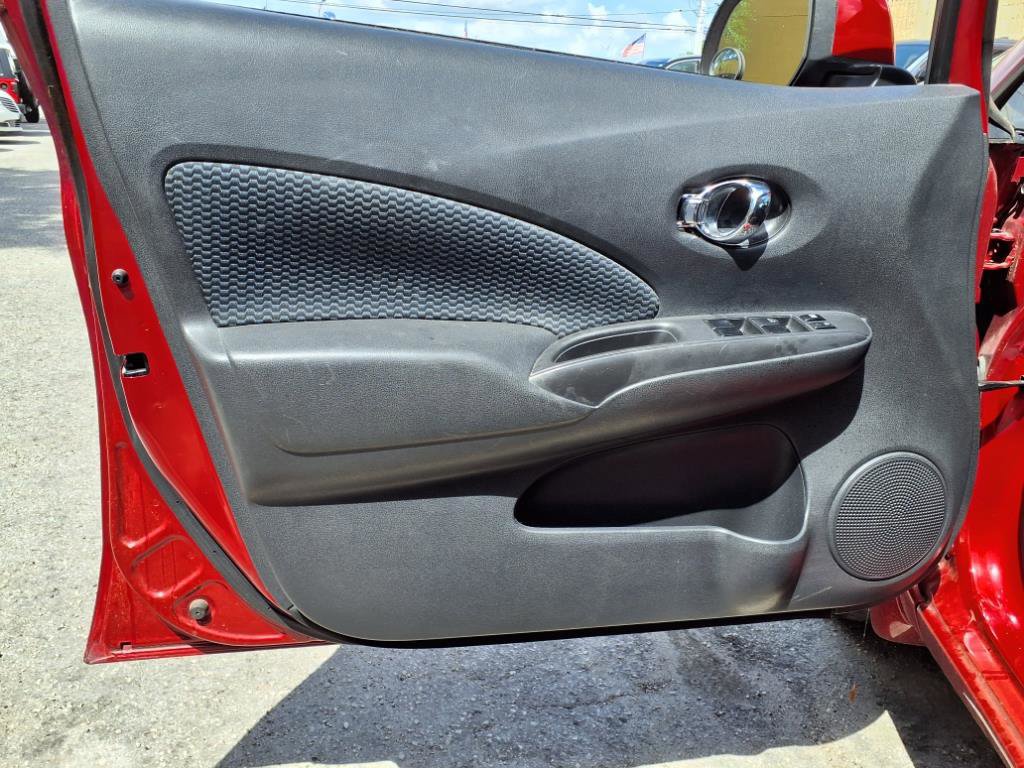 Used 2014 Nissan Versa Note SV image 9