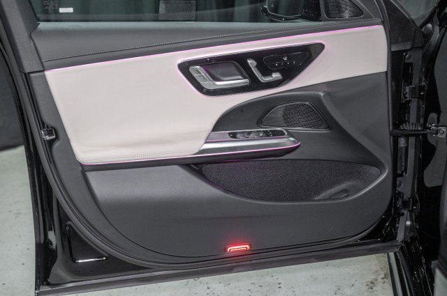 New 2025 Mercedes-Benz E 350 Sedan image 11