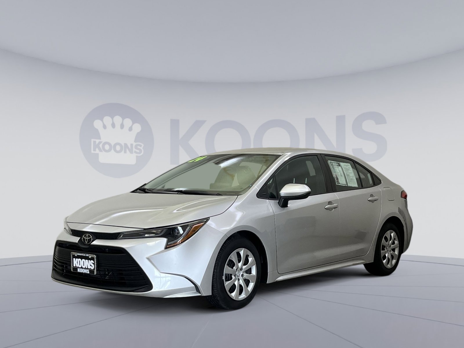 Used 2024 Toyota Corolla LE image 1