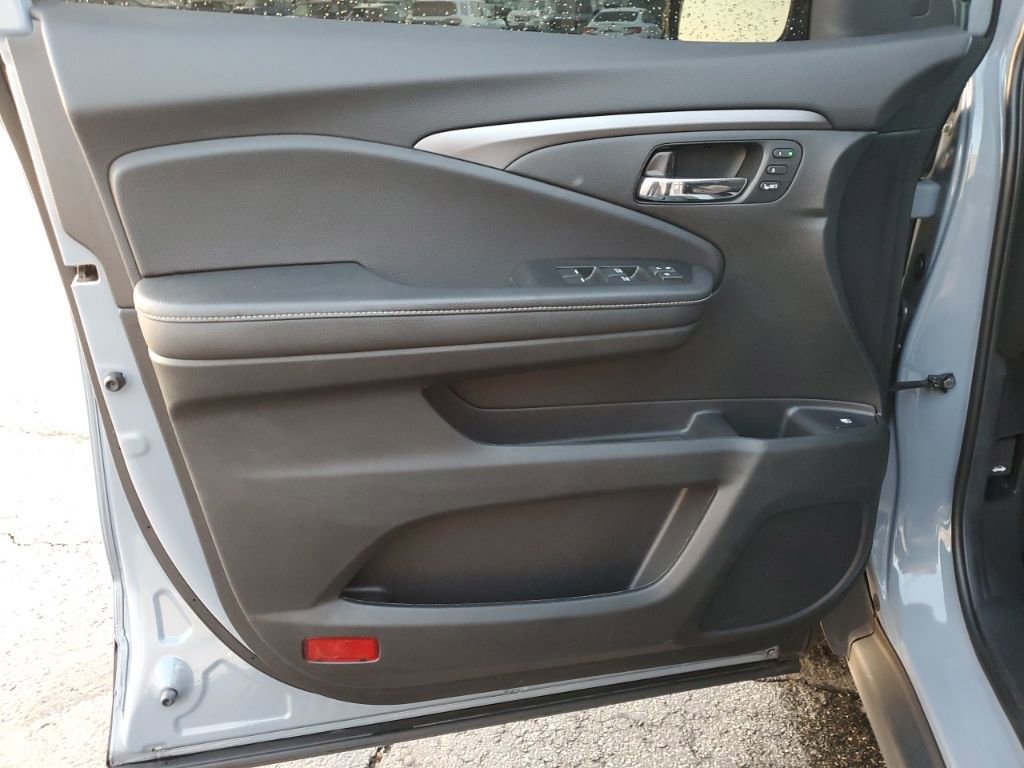 Used 2023 Honda Ridgeline RTL image 32