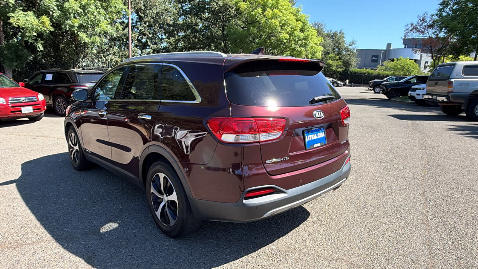 Used 2017 Kia Sorento EX w/ EX V6 Premium Package AWD/4WD image 7