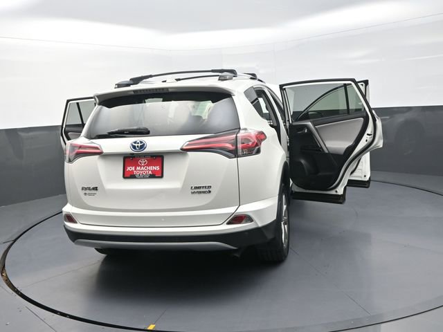Used 2018 Toyota RAV4 Limited w/ Protection Package image 15