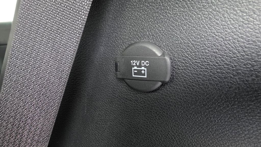 Used 2025 Chrysler Pacifica Select FWD image 9