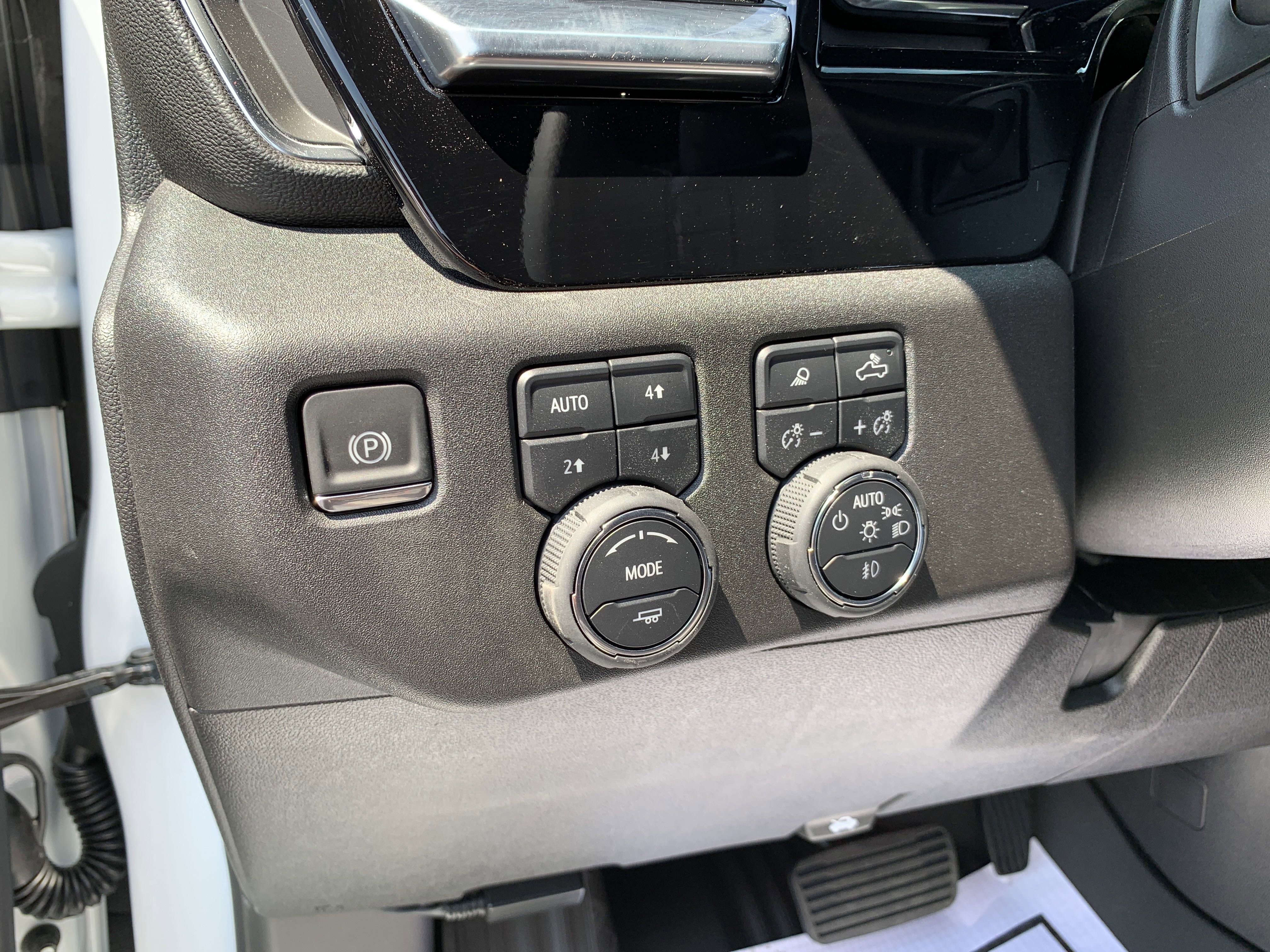 New 2025 Chevrolet Silverado 1500 RST image 21