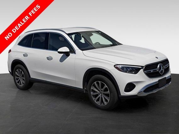 Used 2024 Mercedes-Benz GLC 300 4MATIC image 12
