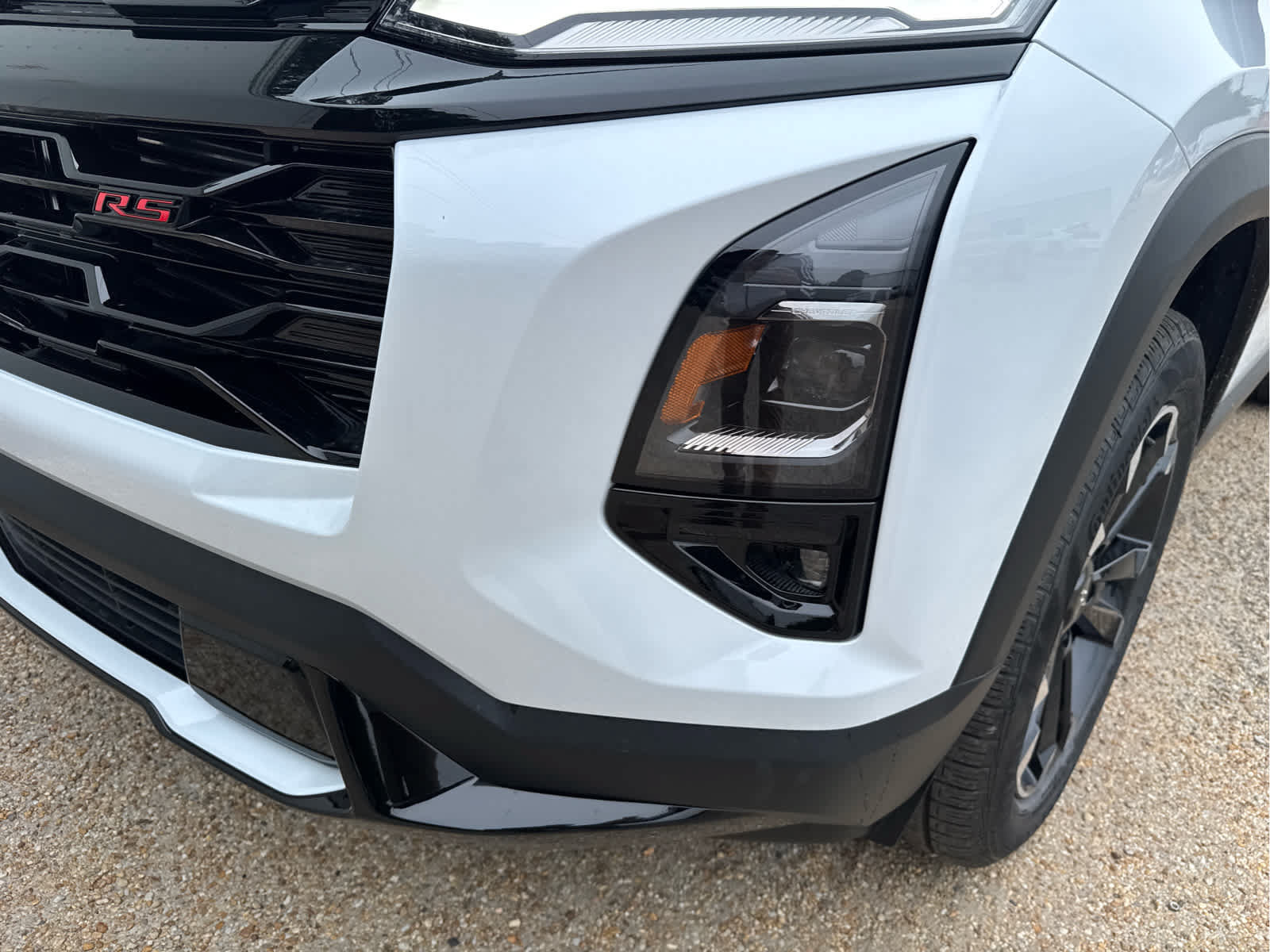 New 2026 Chevrolet Equinox RS w/ Safety and Technology Package FWD image 10