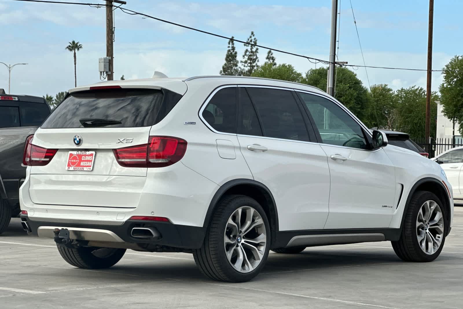 Used 2018 BMW X5 xDrive40e AWD/4WD image 3