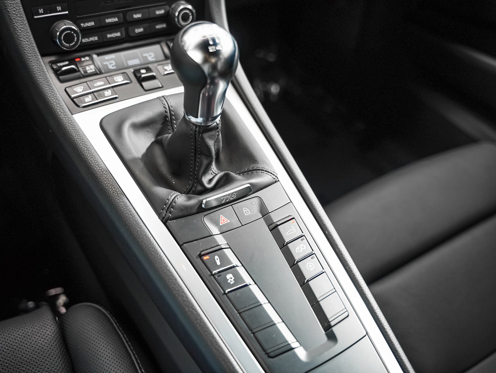 Certified 2025 Porsche 718 Cayman RWD image 21