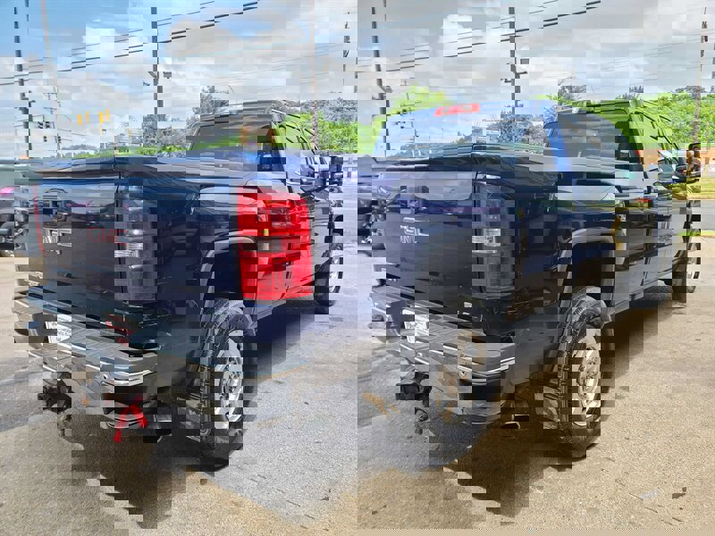 Used 2015 GMC Sierra 2500 SLE image 5