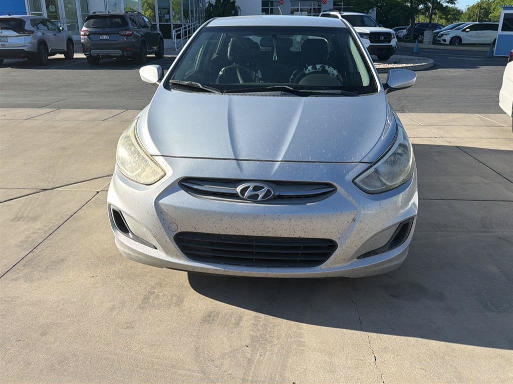 Used 2017 Hyundai Accent SE FWD image 2