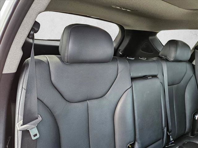 Used 2019 Hyundai Santa Fe FWD image 15