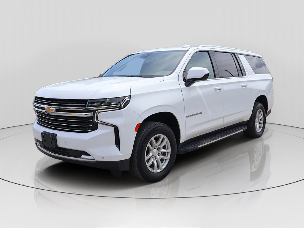 Used 2024 Chevrolet Suburban LT AWD/4WD image 3