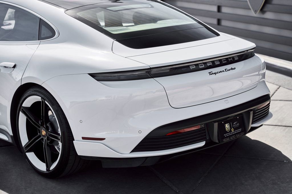 Used 2020 Porsche Taycan Turbo AWD/4WD image 9