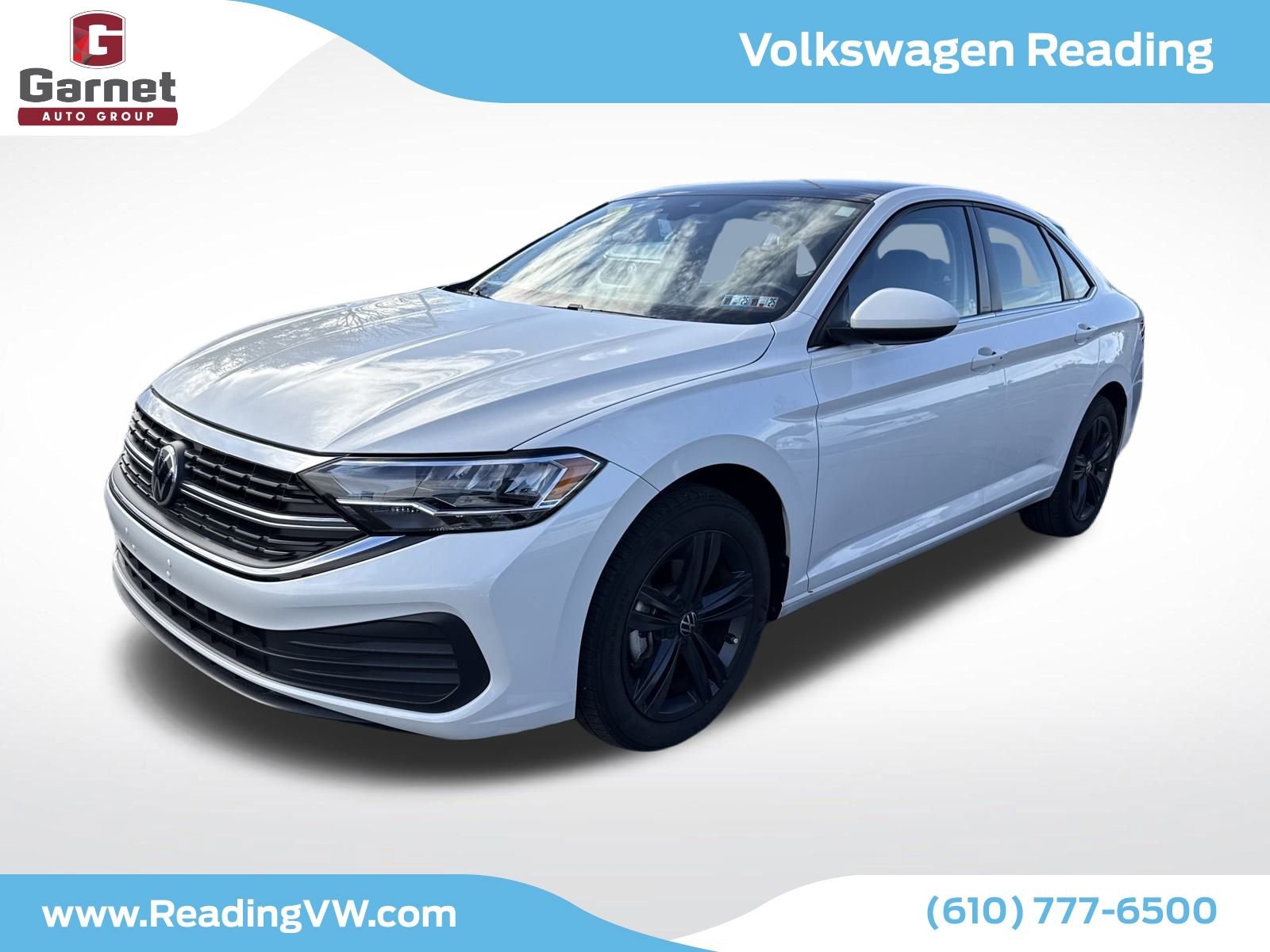Used 2022 Volkswagen Jetta SE w/ Panoramic Sunroof Package