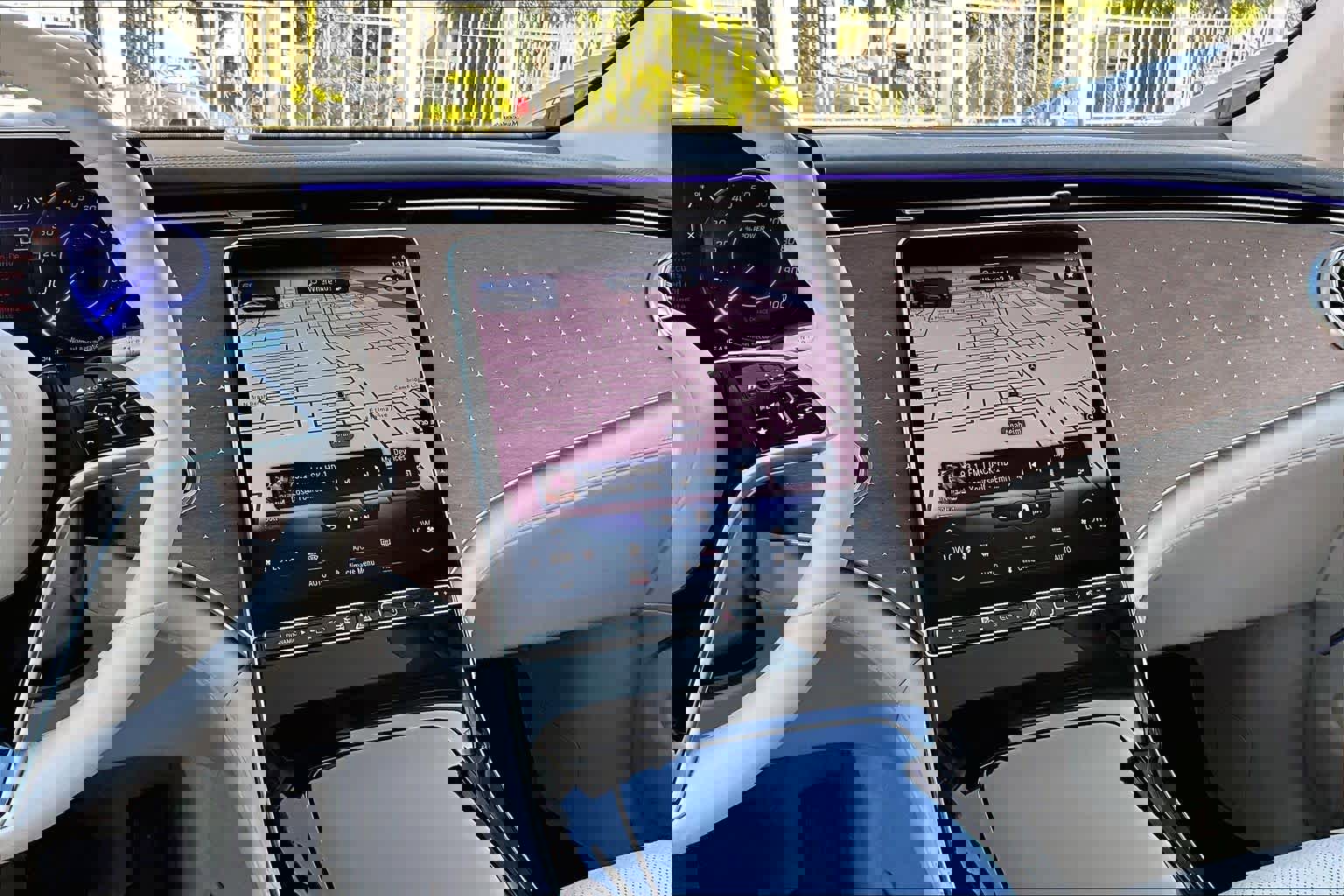 Used 2023 Mercedes-Benz EQS 450+ SUV image 7