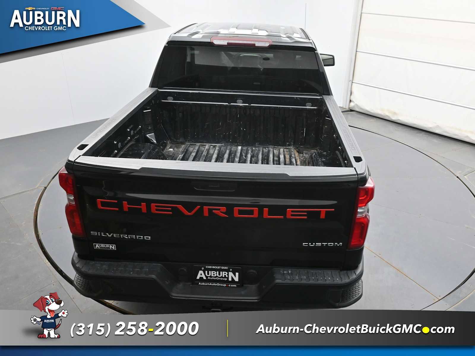 Used 2019 Chevrolet Silverado 1500 Custom w/ Custom Convenience Package AWD/4WD image 29