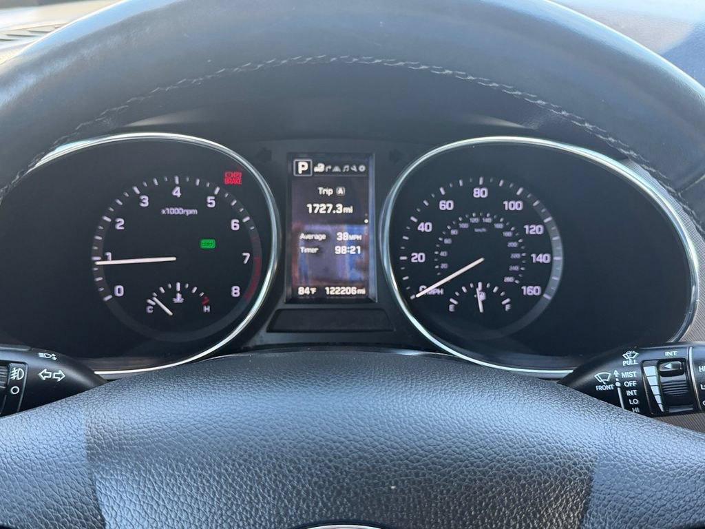 Used 2018 Hyundai Santa Fe Sport w/ 2.0T Ultimate Tech Package 05 FWD image 25