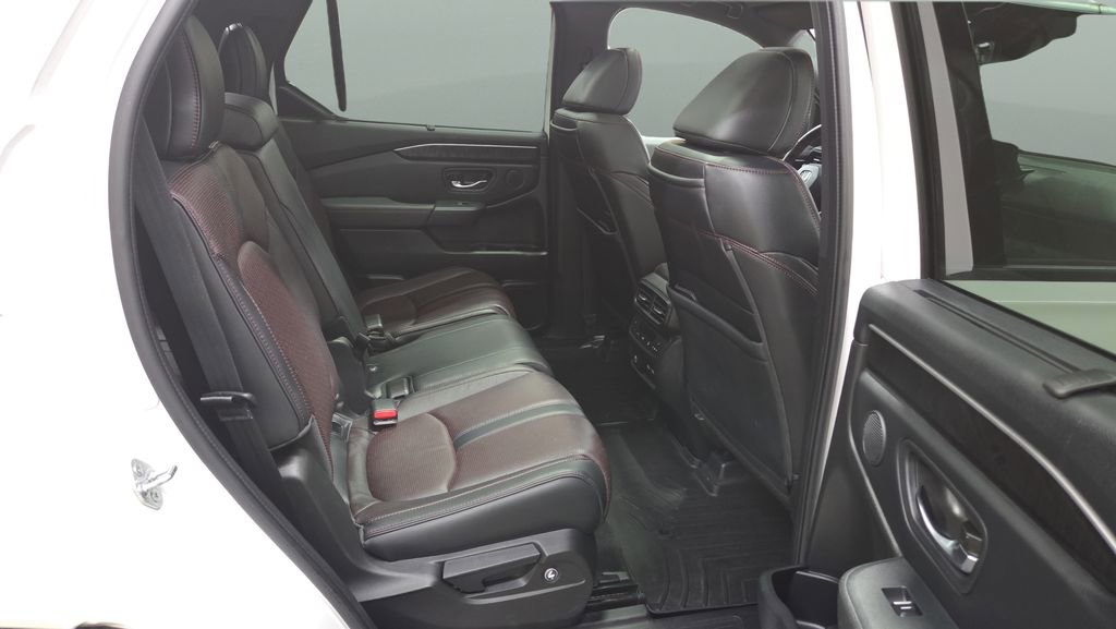 Used 2023 Honda Pilot Elite image 29