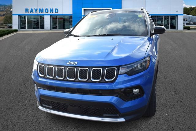 Used 2023 Jeep Compass Limited image 7