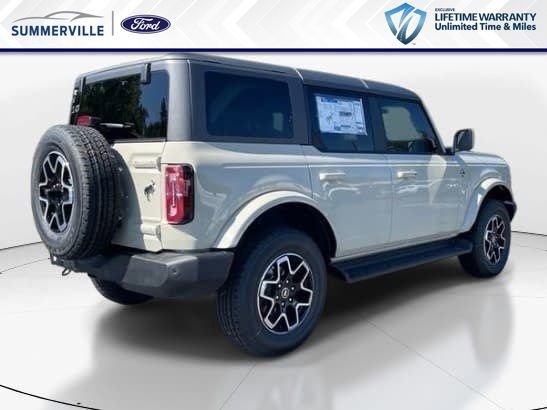New 2025 Ford Bronco Outer Banks AWD/4WD image 3