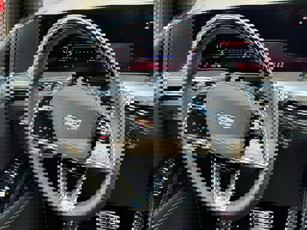 Used 2025 Cadillac Escalade V image 27