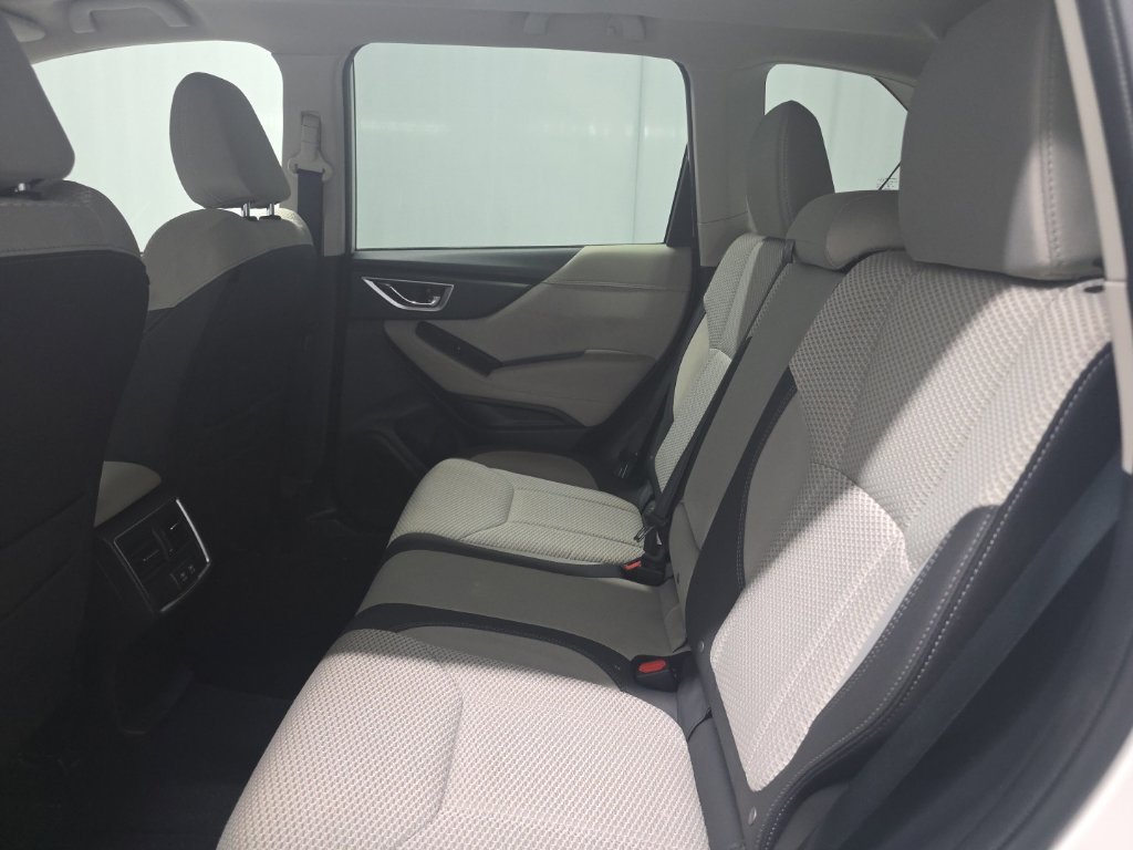 Certified 2024 Subaru Forester Premium AWD/4WD image 10