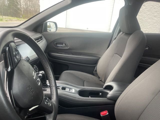 Used 2021 Honda HR-V Sport image 10