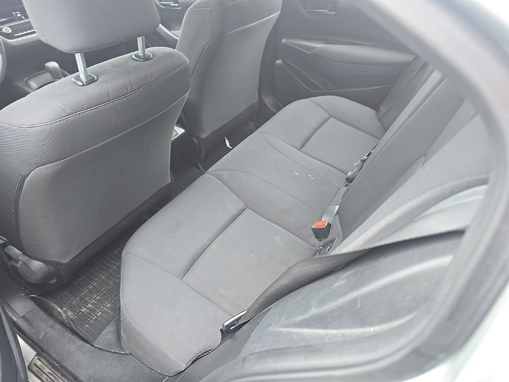 Used 2025 Toyota Corolla LE FWD image 11
