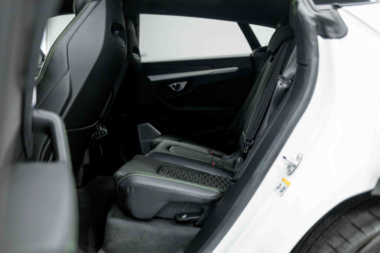 Used 2020 Lamborghini Urus Base image 43