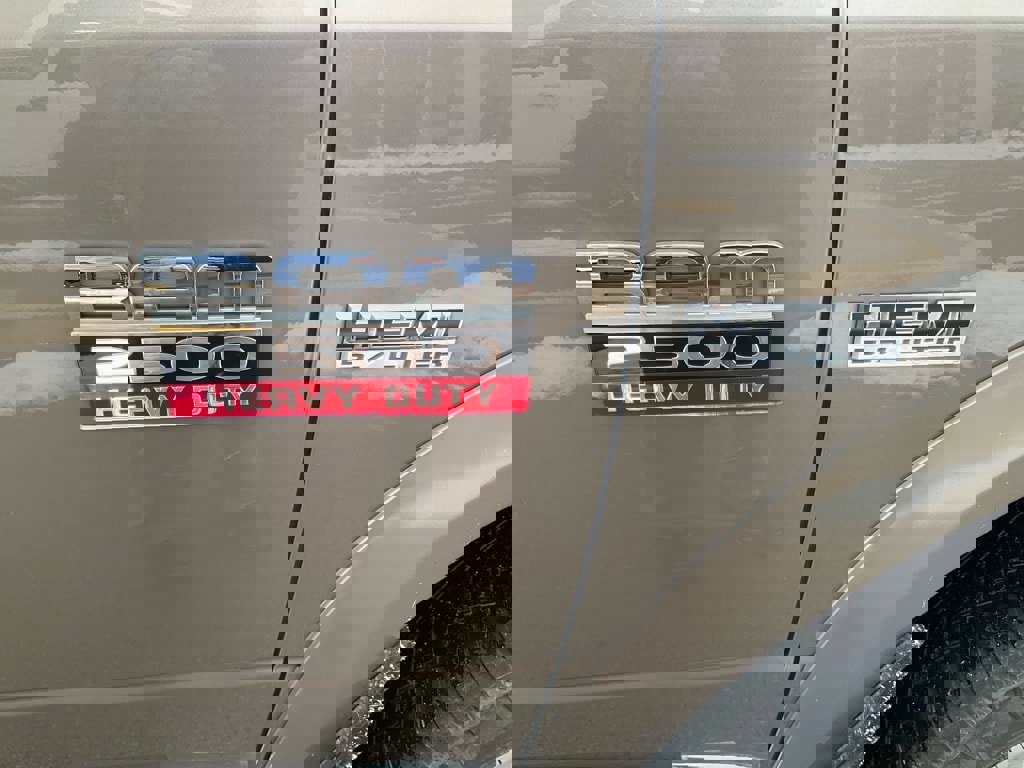 Used 2010 Dodge Ram 2500 Truck Laramie image 22