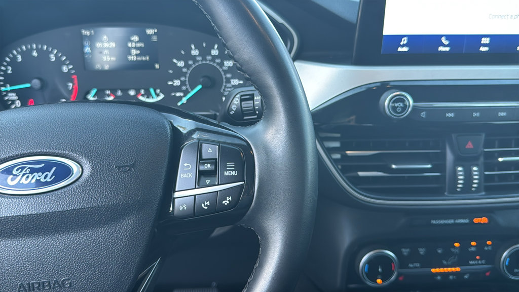 Used 2022 Ford Escape SEL AWD/4WD image 11